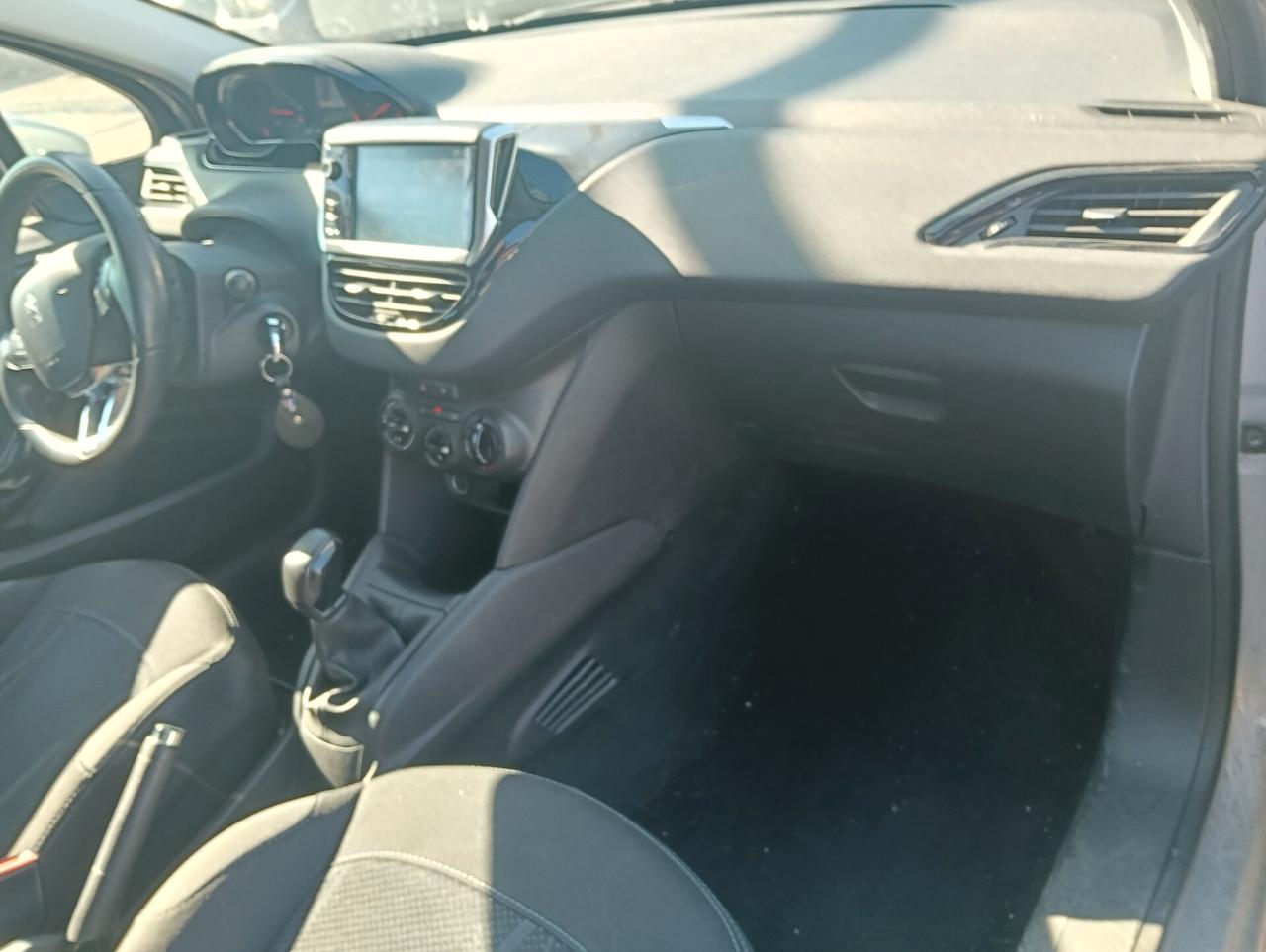 Peugeot 208 PureTech 82 3 porte Active