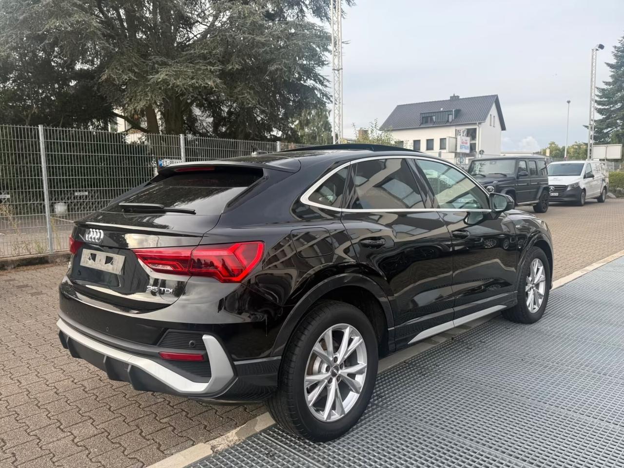 Audi Q3 Sportback 35 2.0 tdi S line edition s-tronic