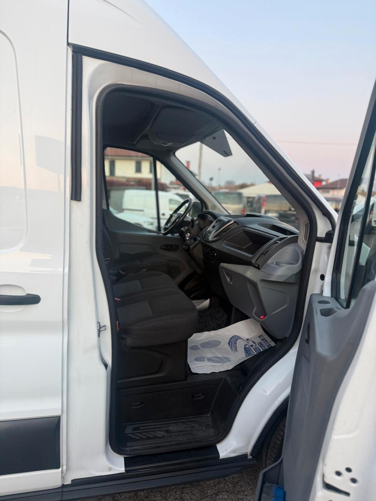 Ford Transit Van 363 passo lungo (MOTORE NUOVO)