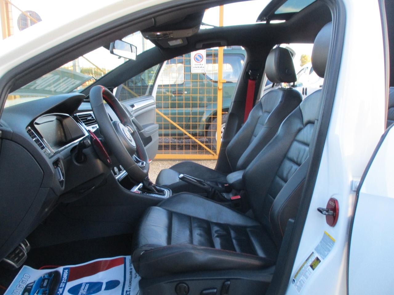 Volkswagen Golf GTI 2.0 DSG 211 CV STRAFULL!!!