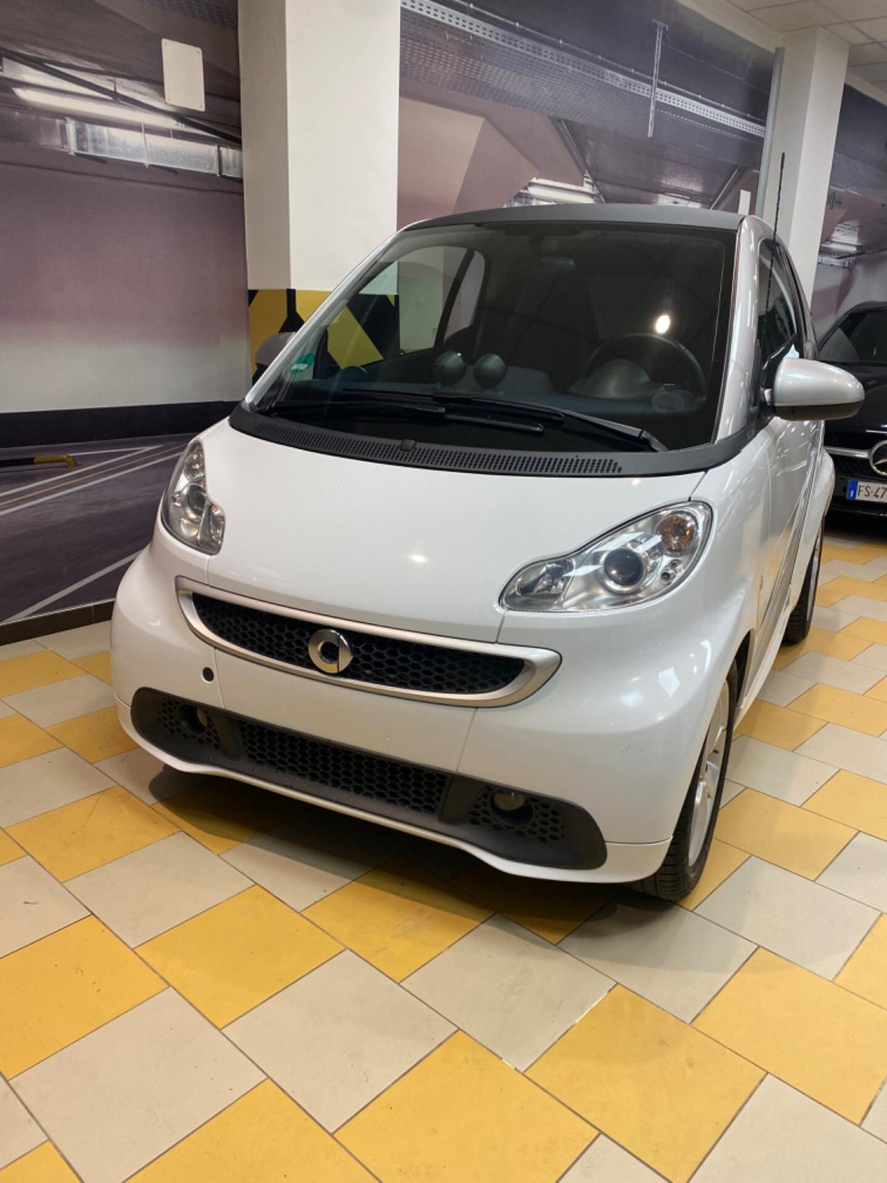 Smart ForTwo 1000 52 kW MHD coupé pulse