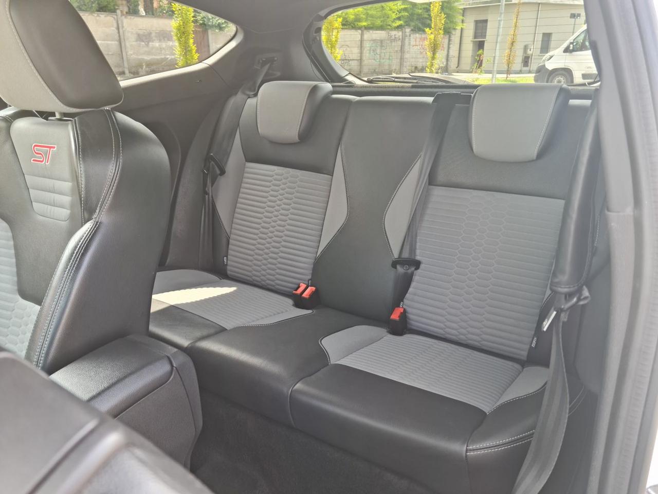 Ford Fiesta ST 1600 ECOBOOST INDIVIDUAL #6330