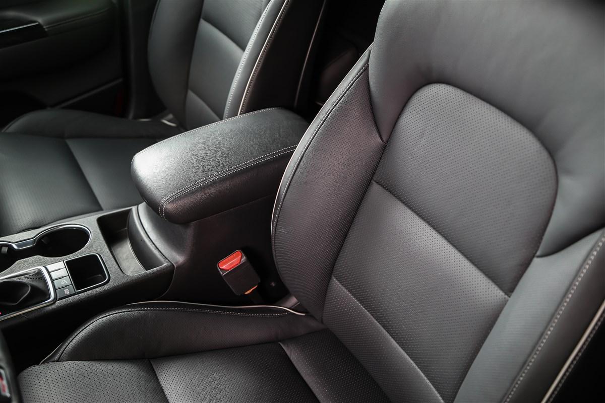 KIA Sportage III 2010 - Sportage 1.7 crdi Class 2wd FL