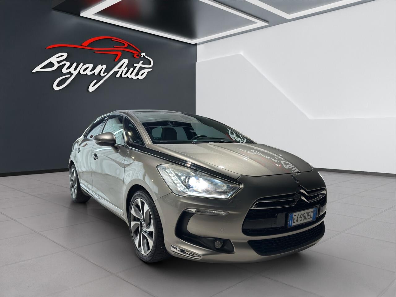 Ds DS5 2.0 HDi 163CV aut. So Chic T.PANOR. AUTO