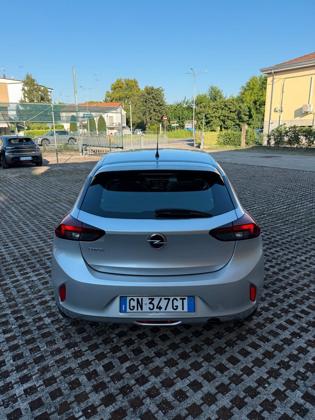 Opel Corsa 1.2 Edition- OK NEOPATENTATI