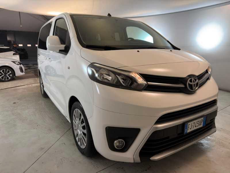 TOYOTA Proace Verso - Proace Verso 1.6D L0 D Luxury