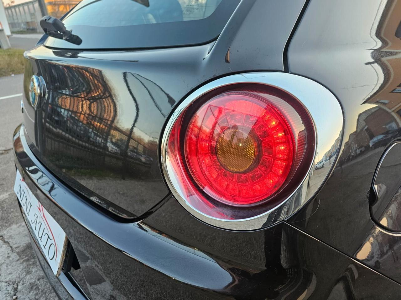 Alfa Romeo MiTo 1.4 105cv Distinctive *Neopatentati*