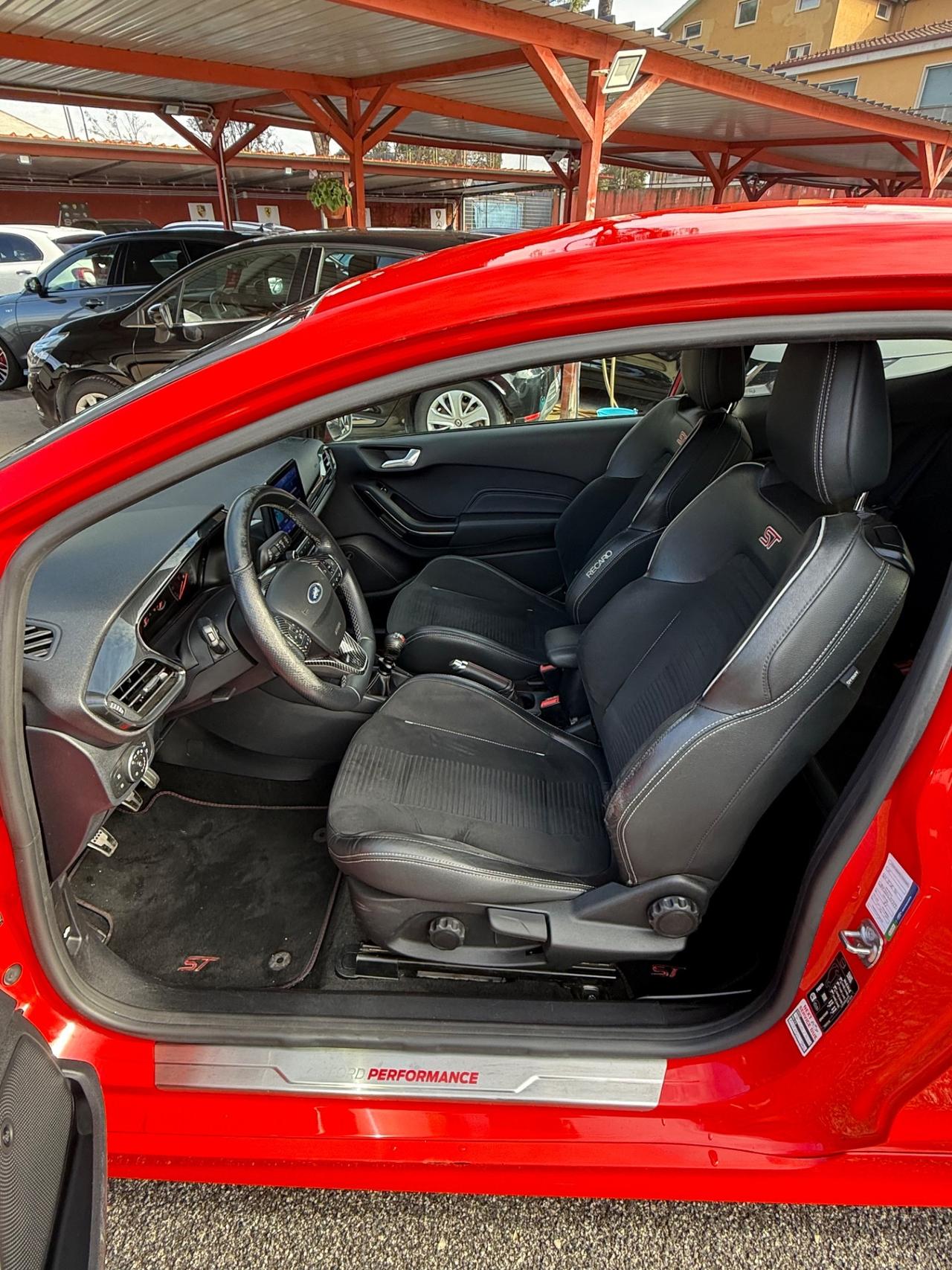 Fiesta ST 1.6 ( ( 200 CV )) -unipro-rate-garanzia