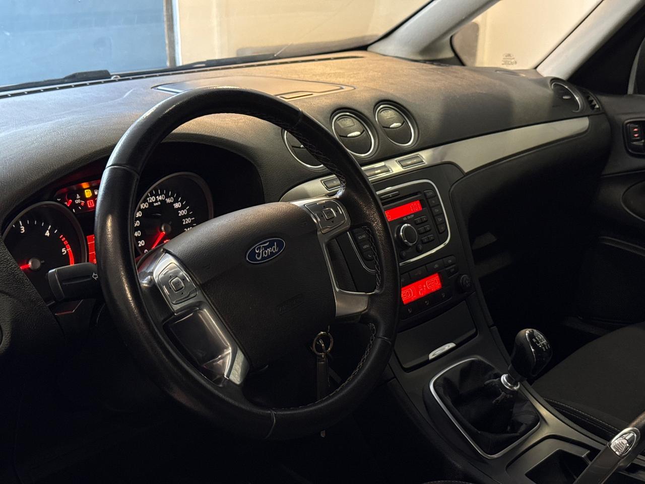 Ford Galaxy 2.0d 7 POSTI ANNO 2012