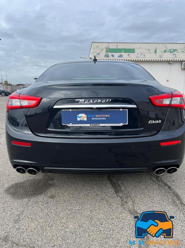 MASERATI Ghibli V6 Diesel + Tetto