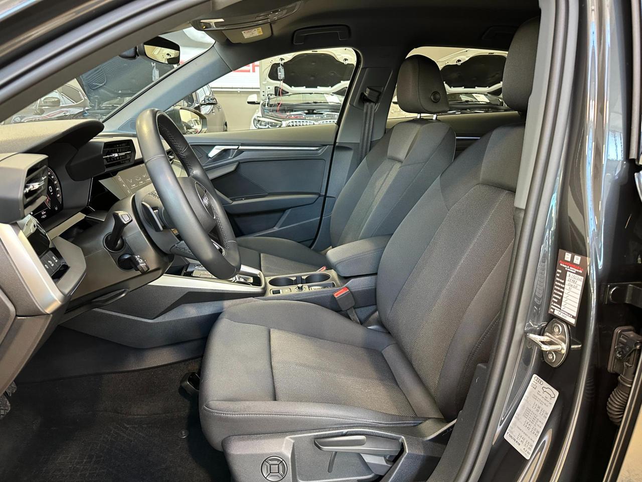 Audi A3 Sportback 35 2.0 tdi Business Advanced s-tronic-Carplay-18"