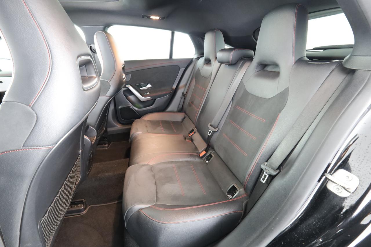 MERCEDES Classe CLA S.Brake CLA 200 Automatic Shooting Brake PREMIUM