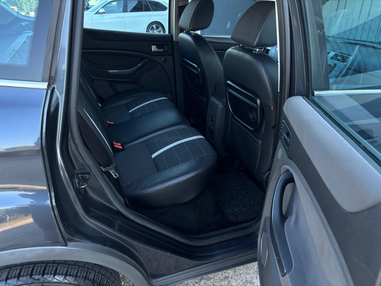 Ford Kuga 2.0 TDCi 4x4. Garanzia. Neopatentati