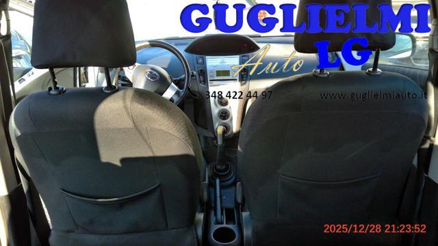 TOYOTA Yaris 1.3 5 porte Sol