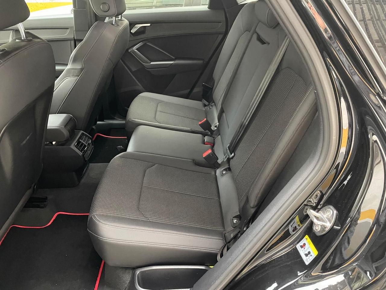 Audi Q3 SPB 35 TFSI S tronic line edition