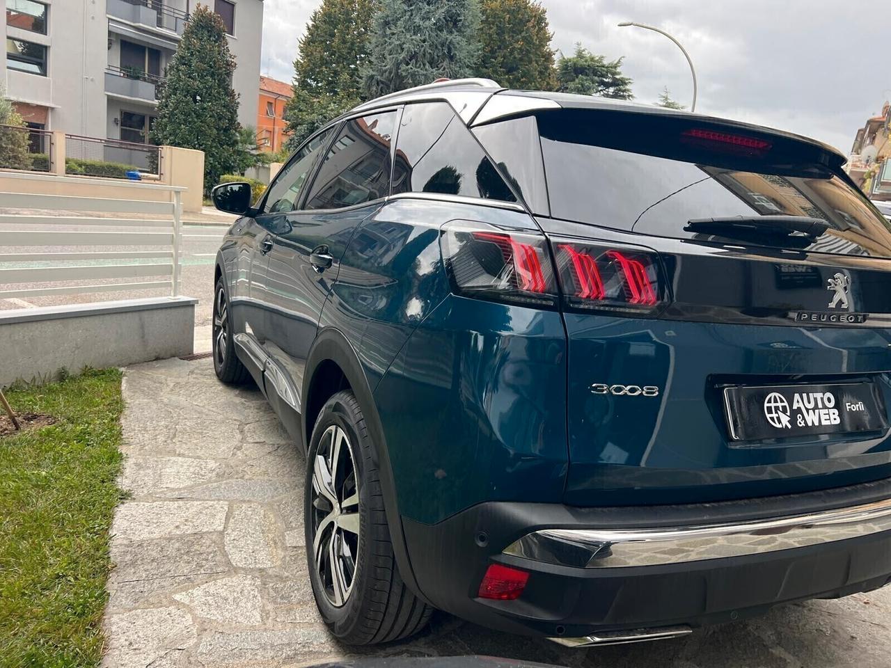 PEUGEOT 3008 BLUEHDI 130 S&S EAT8 GT 07/22