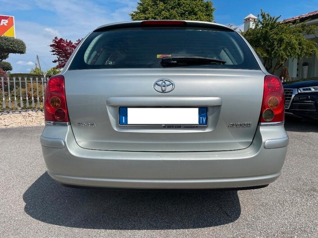 Toyota Avensis 1.8 benzina SW