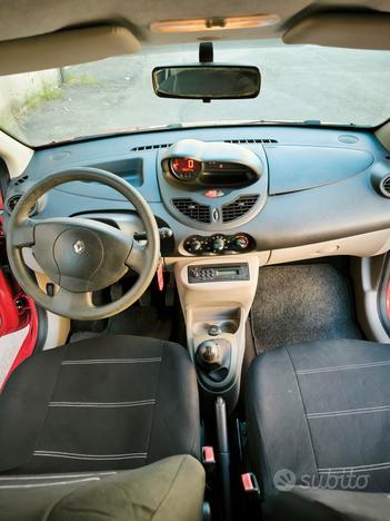 Renault Twingo x neopatentati economica