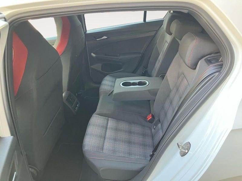 Volkswagen Golf 2.0 TSI GTI DSG