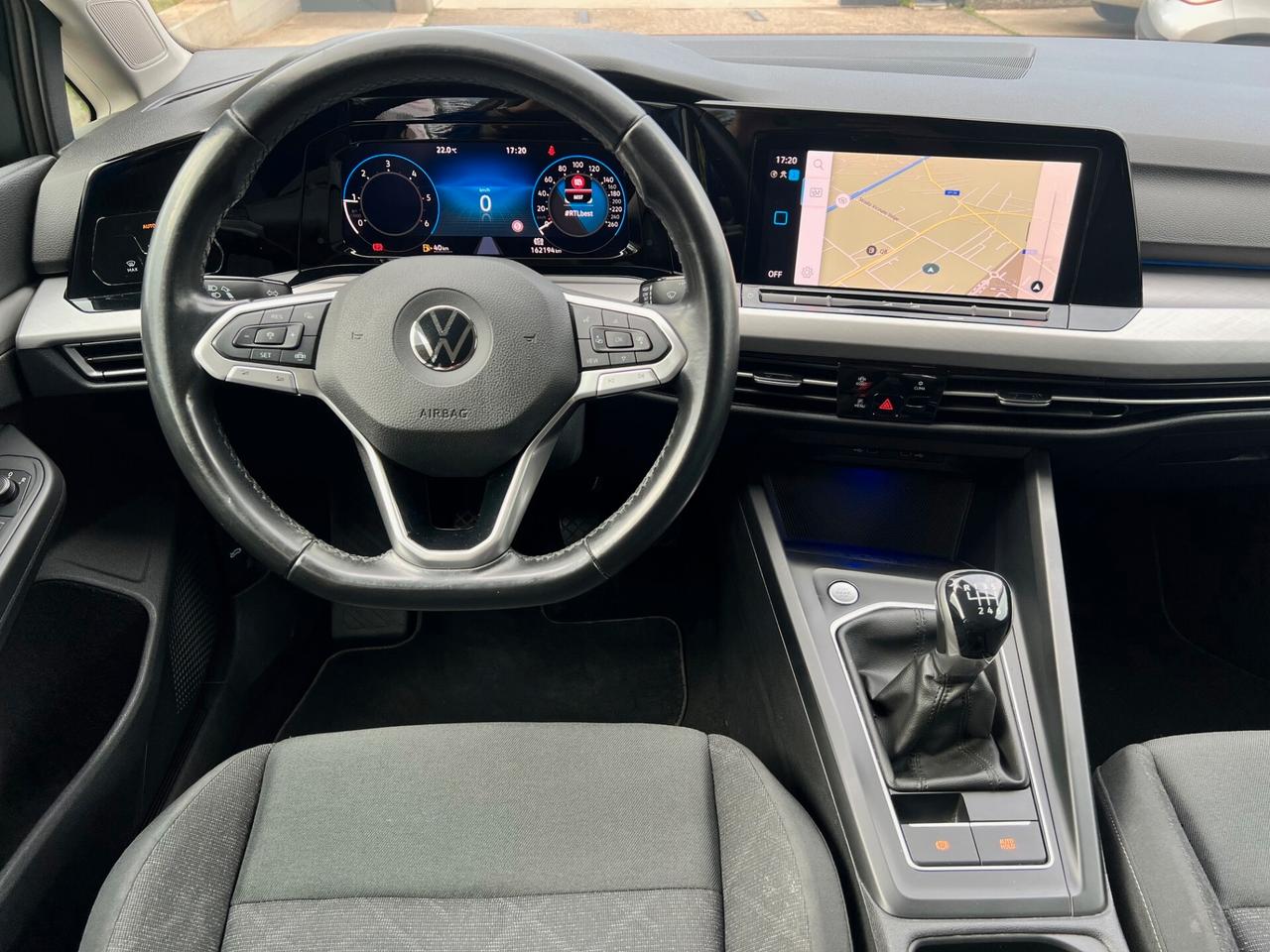 Volkswagen Golf VIII 8 2.0 tdi Life 115cv VIRTUAL/LED/NAVI PERFET.