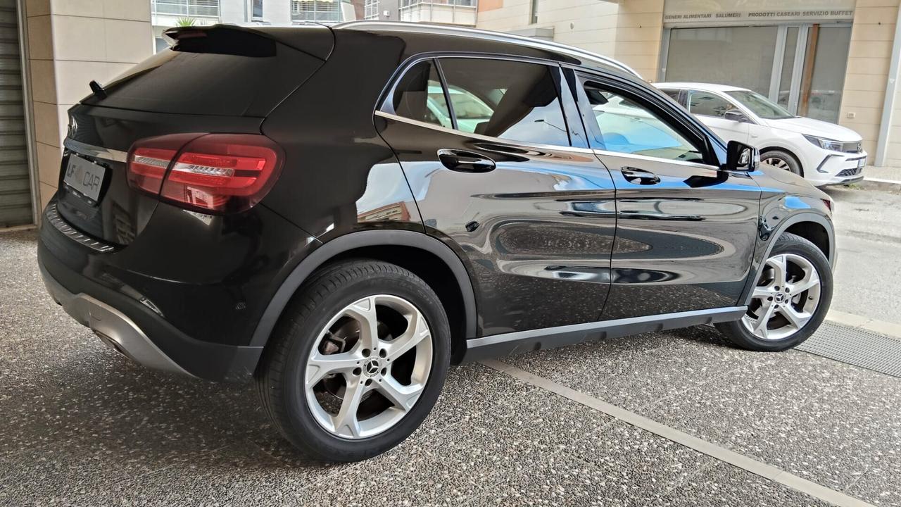 Mercedes-benz GLA 200 d Automatic Sport 2.2 136 cv