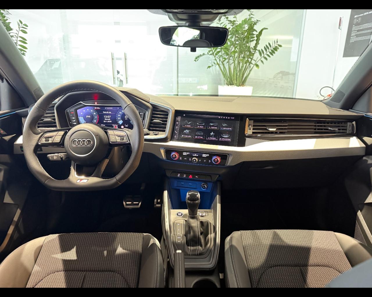 AUDI Audi A1 Sportback Identity Black 30 TFSI 85(116) kW(CV) S tronic