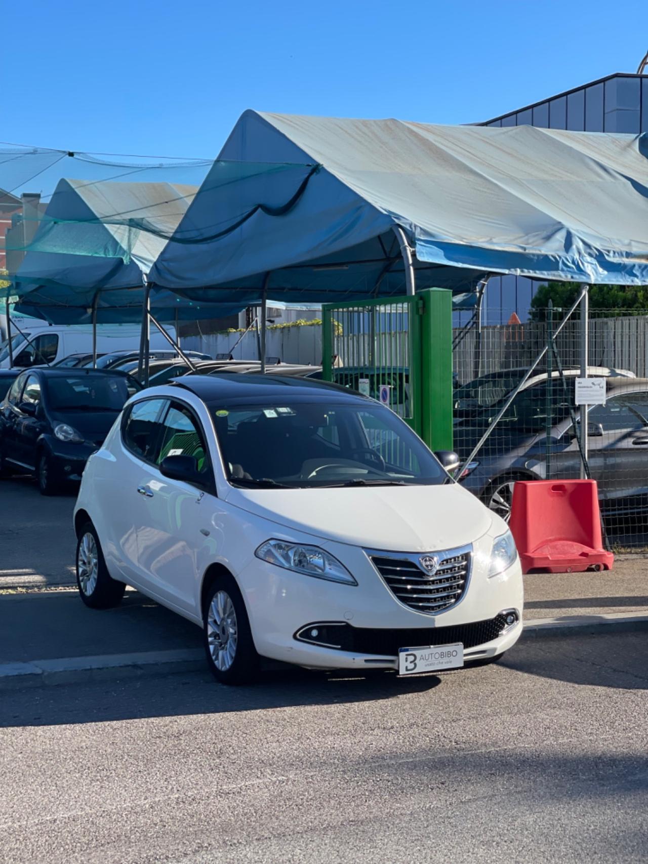 Lancia Ypsilon 1.2 69 CV 5 porte Elle