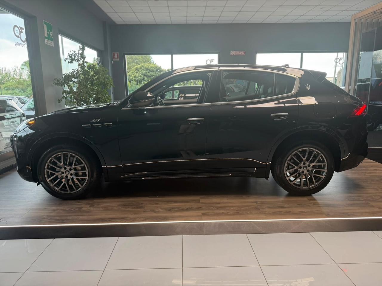 Maserati Grecale MHEV 300 CV AWD GT