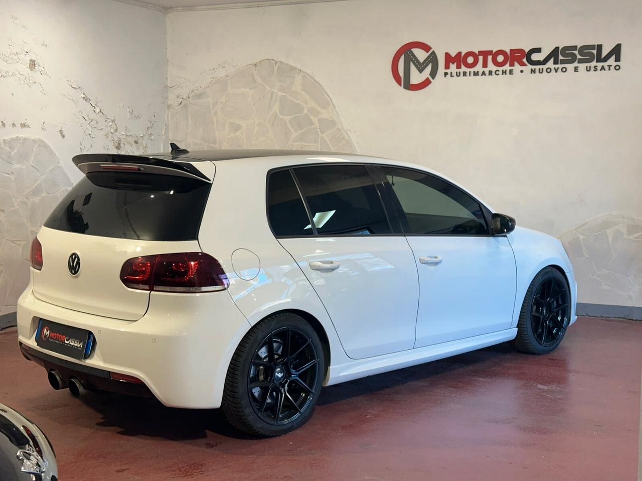 Volkswagen Golf 2.0 TSI 4mot. DSG 5p. R
