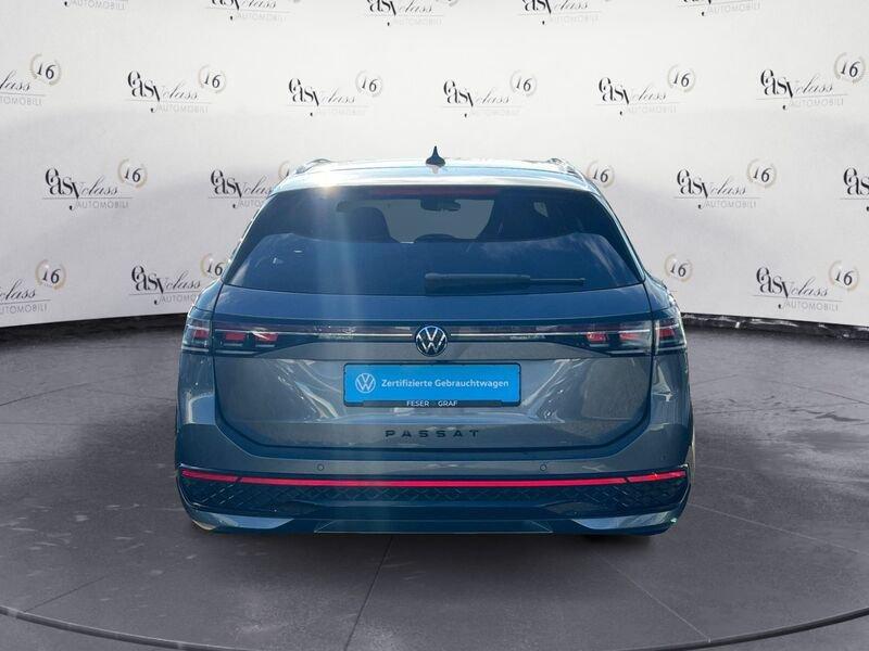 Volkswagen Passat 2.0 TDI 150 CV SCR EVO DSG R-Line Black Style