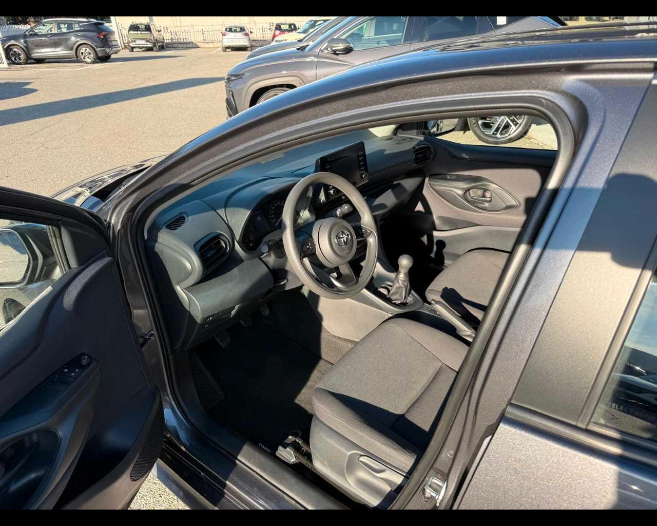 TOYOTA Yaris IV 2020 - Yaris 1.0 Active