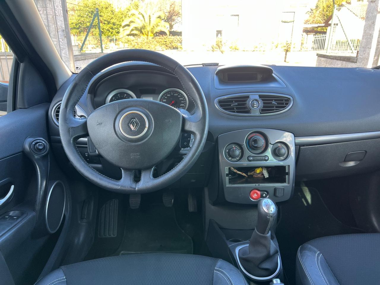 Renault Clio 1.2 16V 5 porte Luxe #NEOPATENTATI