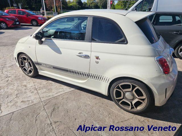 ABARTH 500 1.4 Turbo T-Jet Custom