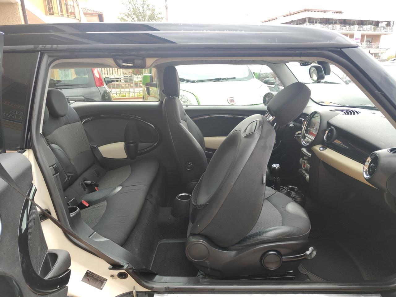 Mini Cooper Clubman 1.6 16V Pepper
