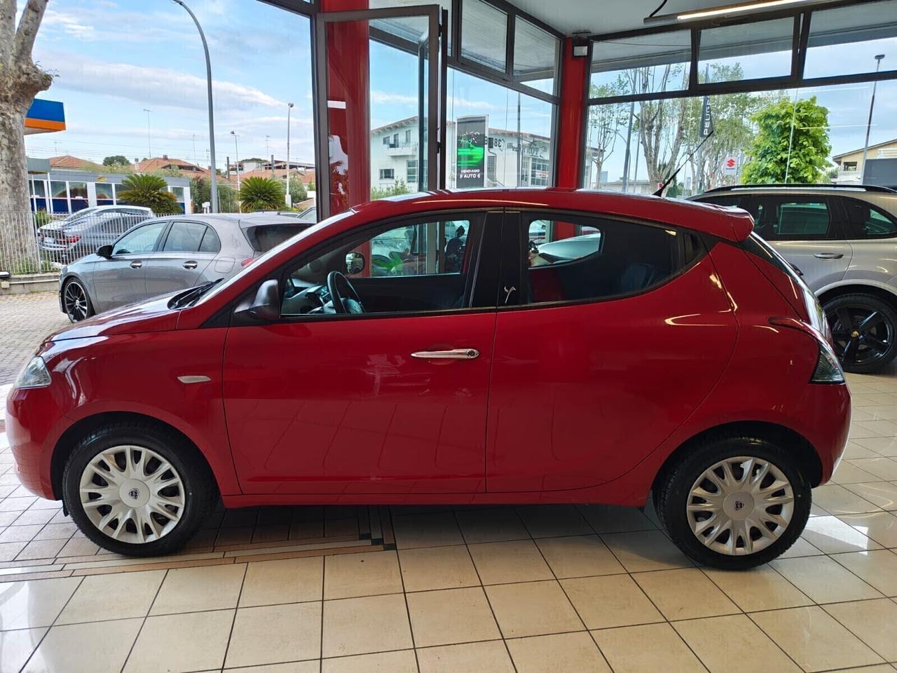 Lancia Ypsilon 1.3 MJT 16V 80 CV 5 porte S&S Platinum