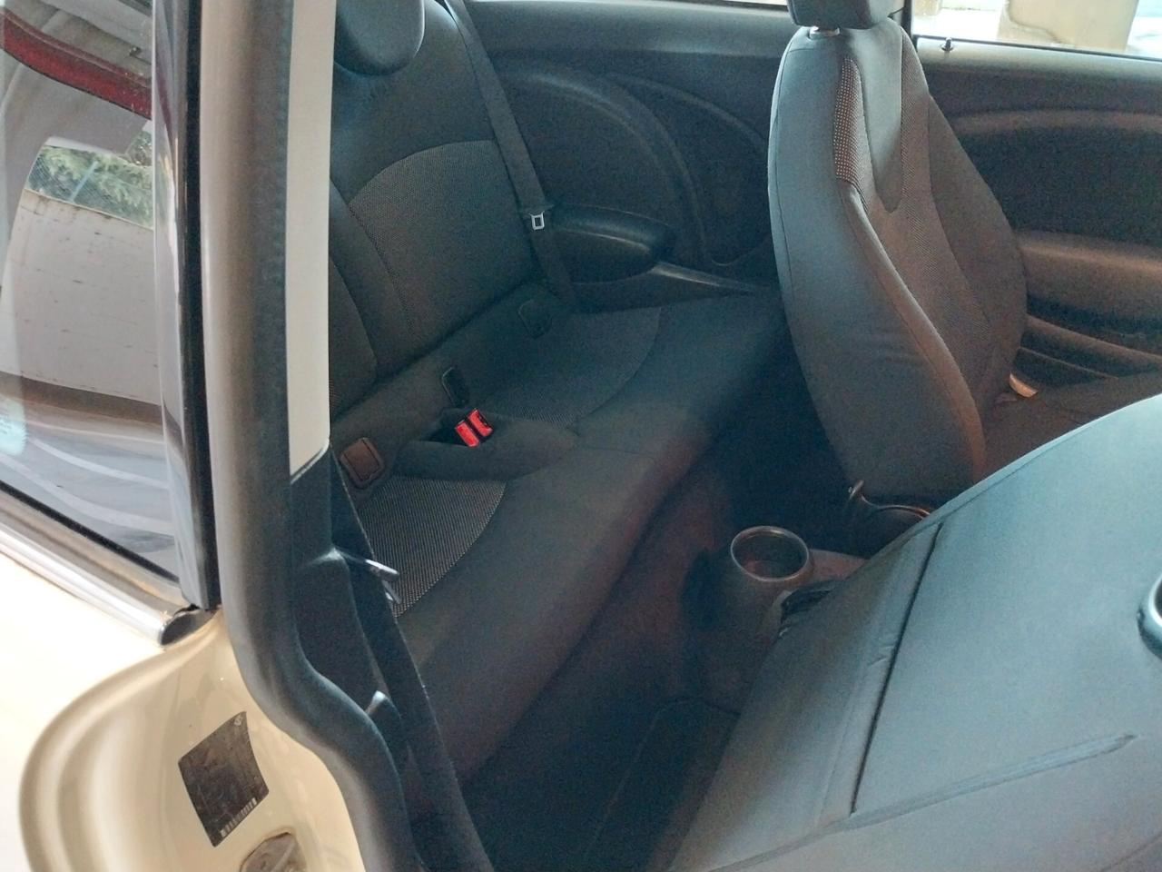 Mini 1.4 16V Ray - ok neopatentati