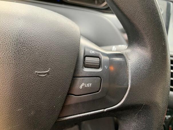 Peugeot 208 1.4 HDi 68 CV 5 porte Active