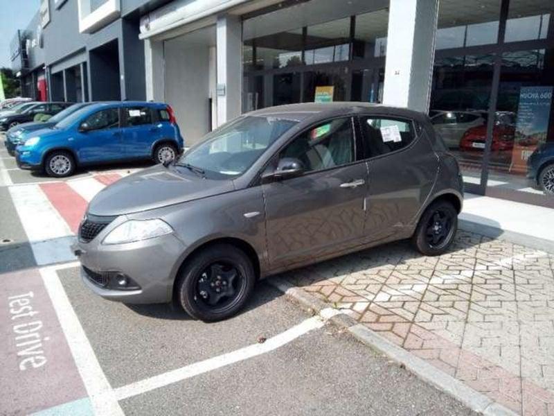 Lancia Ypsilon 1.0 FireFly Hybrid Oro