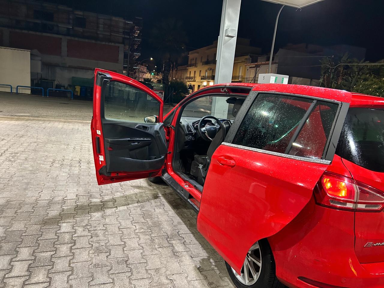 Ford B-Max MONOVOLUME