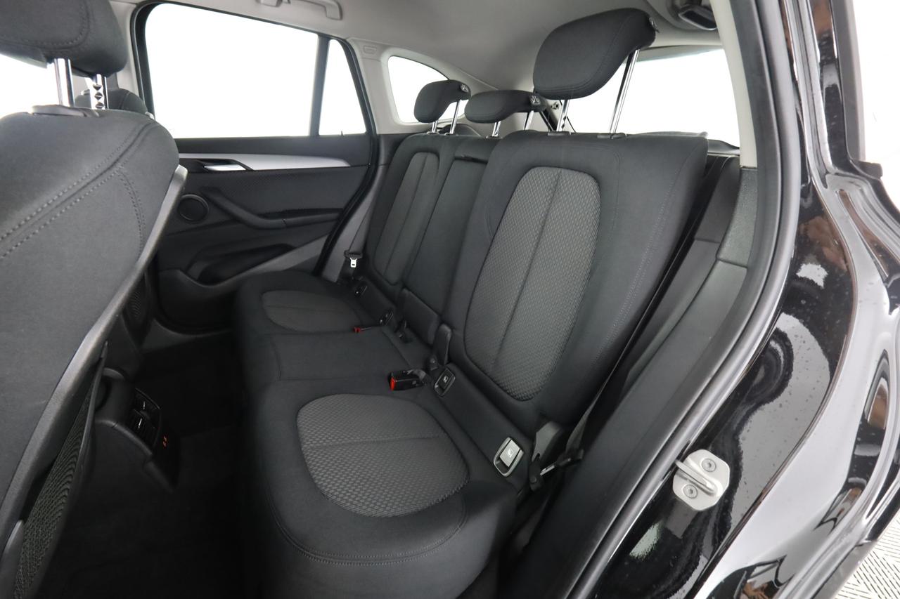 BMW X1 (F48) X1 sDrive18d BUSINESS ADVANTAGE