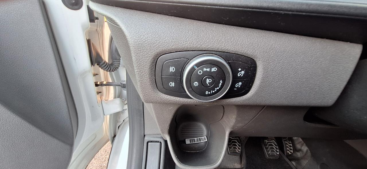 Ford Transit Custom 320 2.0 TDCi PC Combi Trend 9 POSTI