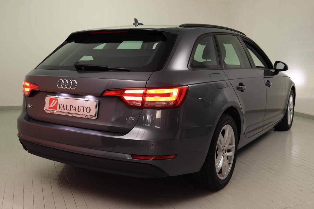 Audi A4 Avant 2.0 tdi Business 150cv s-tronic