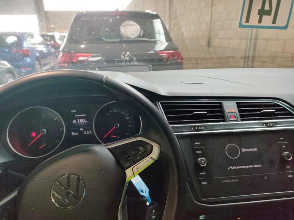 Volkswagen Tiguan 2.0 TDI Life Carplay, Vetri oscurati, Ambient Light