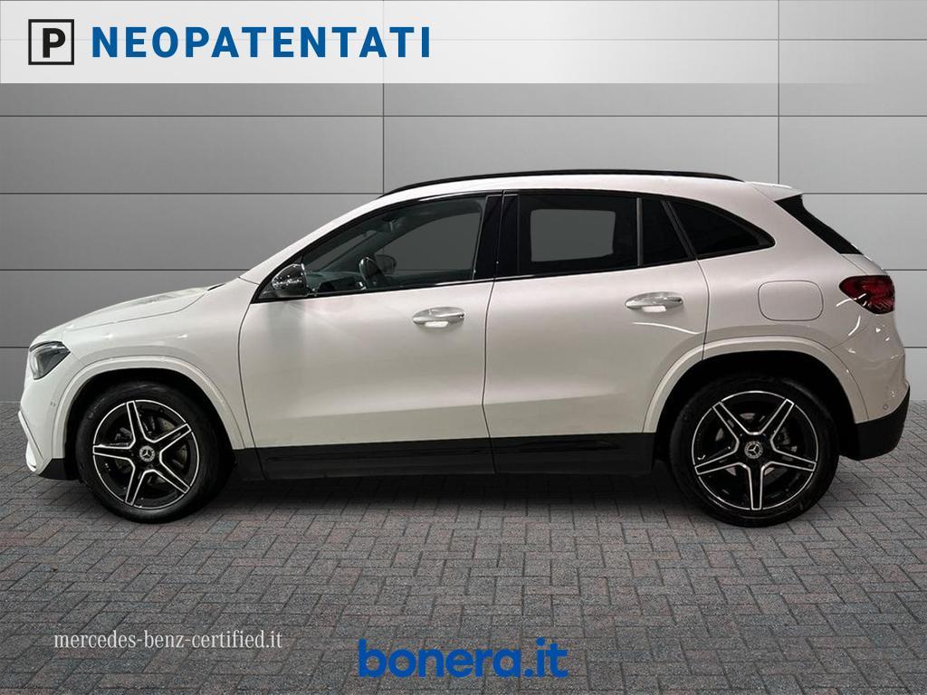 Mercedes GLA 180 180 D AMG Line Premium Plus 8G-DCT