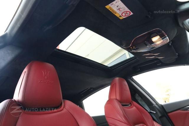 MASERATI Quattroporte V8 580 CV Trofeo