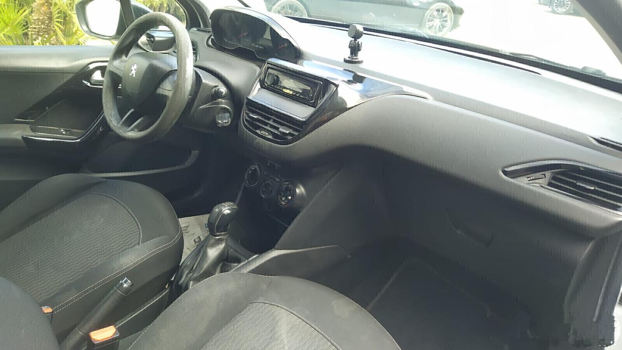 Peugeot 208 PureTech 82 5 porte Access