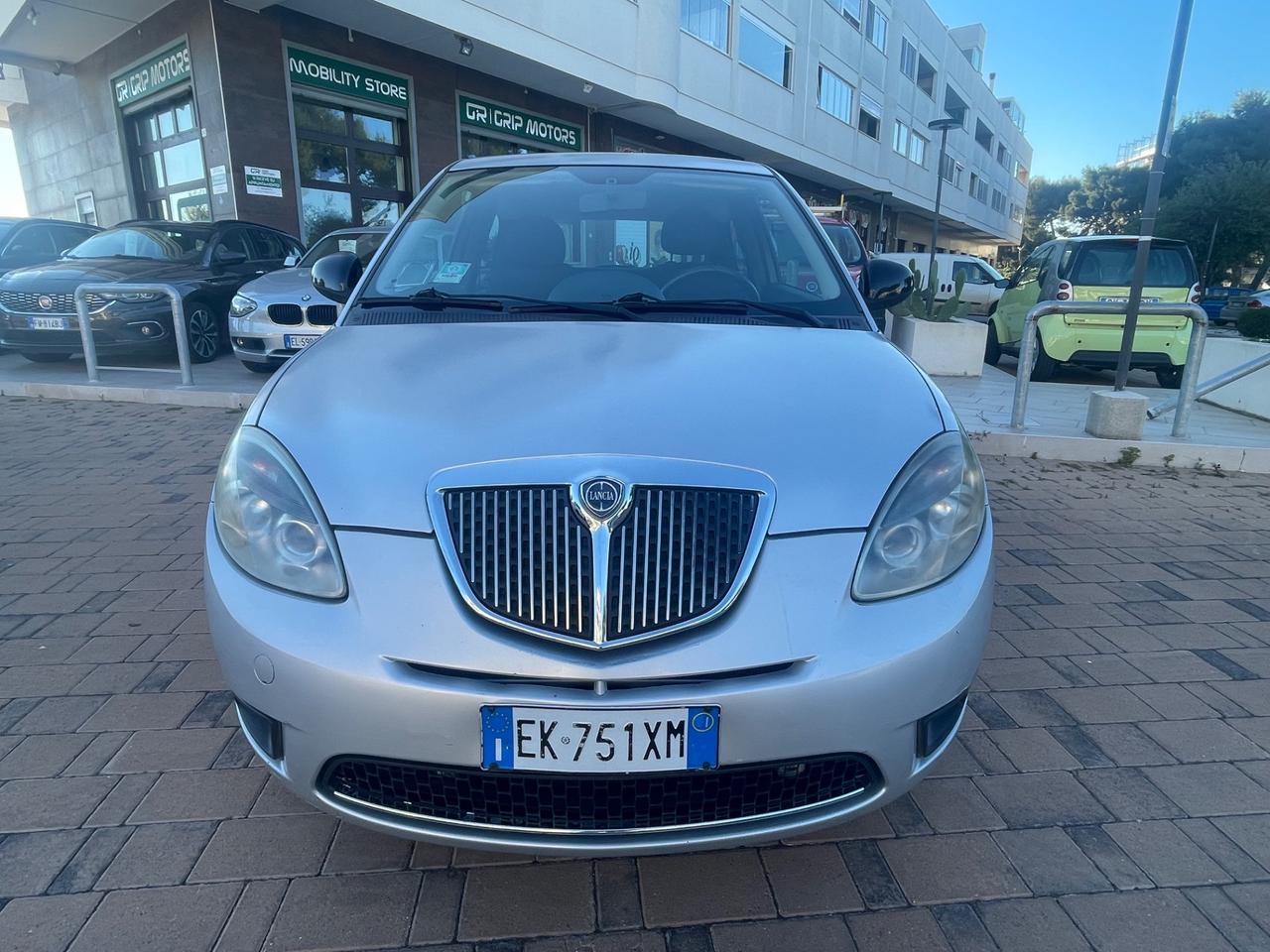 Lancia Ypsilon 1.4 Unyca Ecochic GPL 77 cv