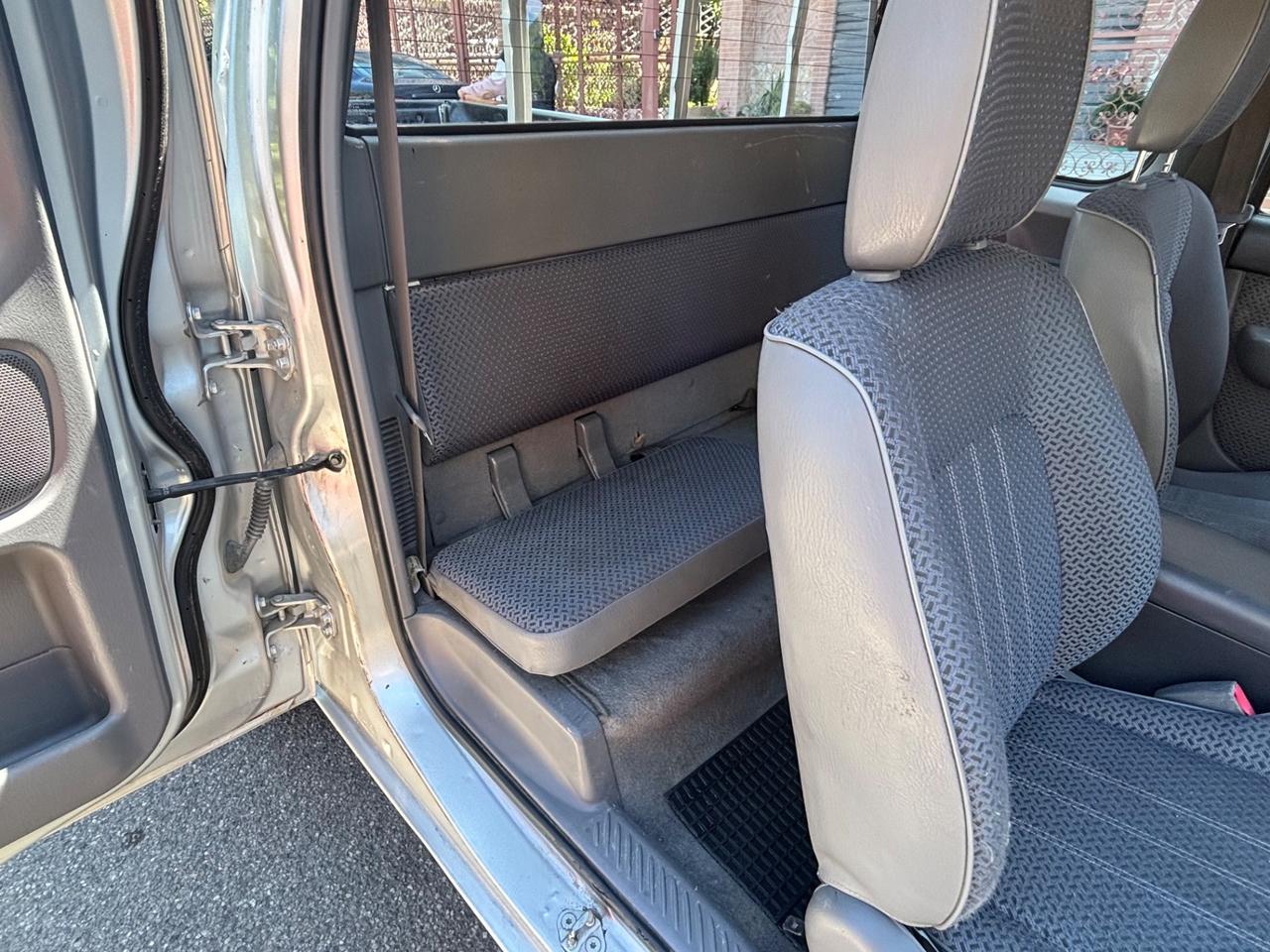 Ford Ranger 2.5 TDI (109CV) 4p. Super Cab Pick-up XL