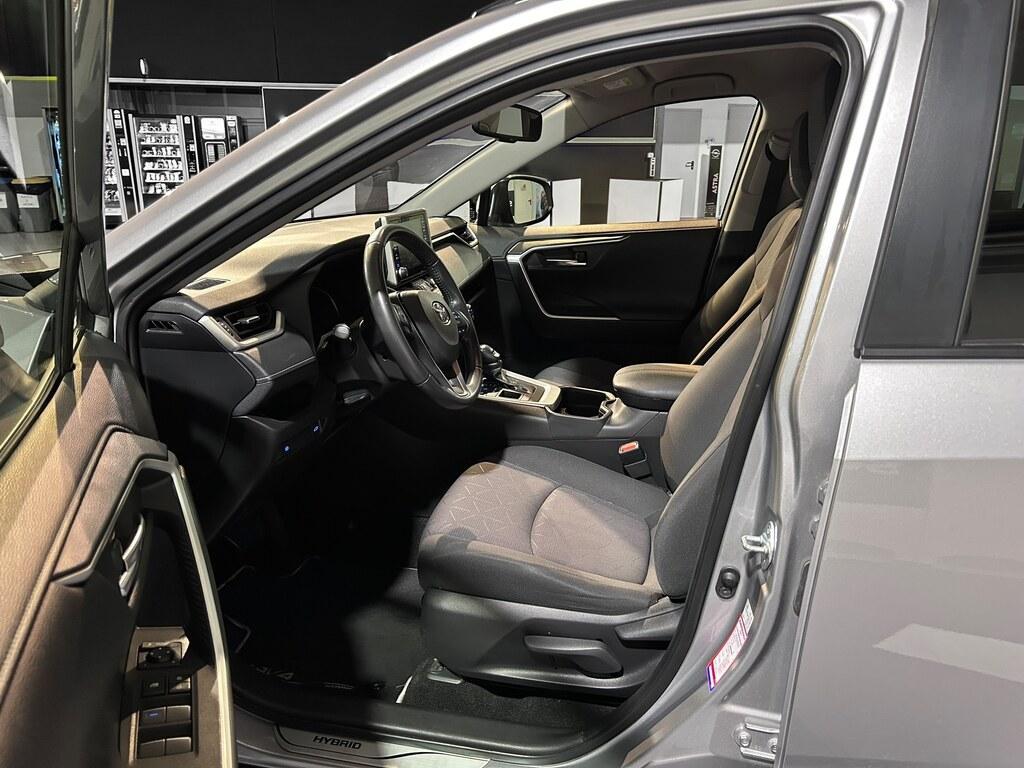 Toyota RAV4 2.5 VVT-iE Hybrid Dynamic 2WD E-CVT