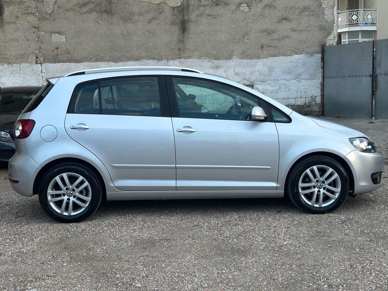 Golf 6 Plus 1.6 TDI 105cv DPF Highline 2010